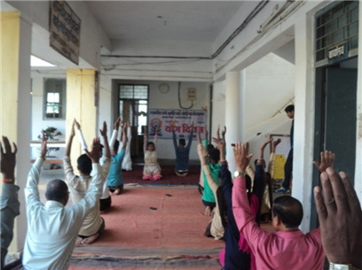 अंतरराष्ट्रीय  योग दिवस के अवसर पर घुमका महाविद्यालय में योग कार्यक्रम का आयोजन