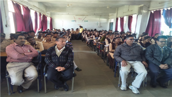 परीक्षा पे चर्चा 2.0 का किया अवलोकन परीक्षा की बात पी.एम. के साथ